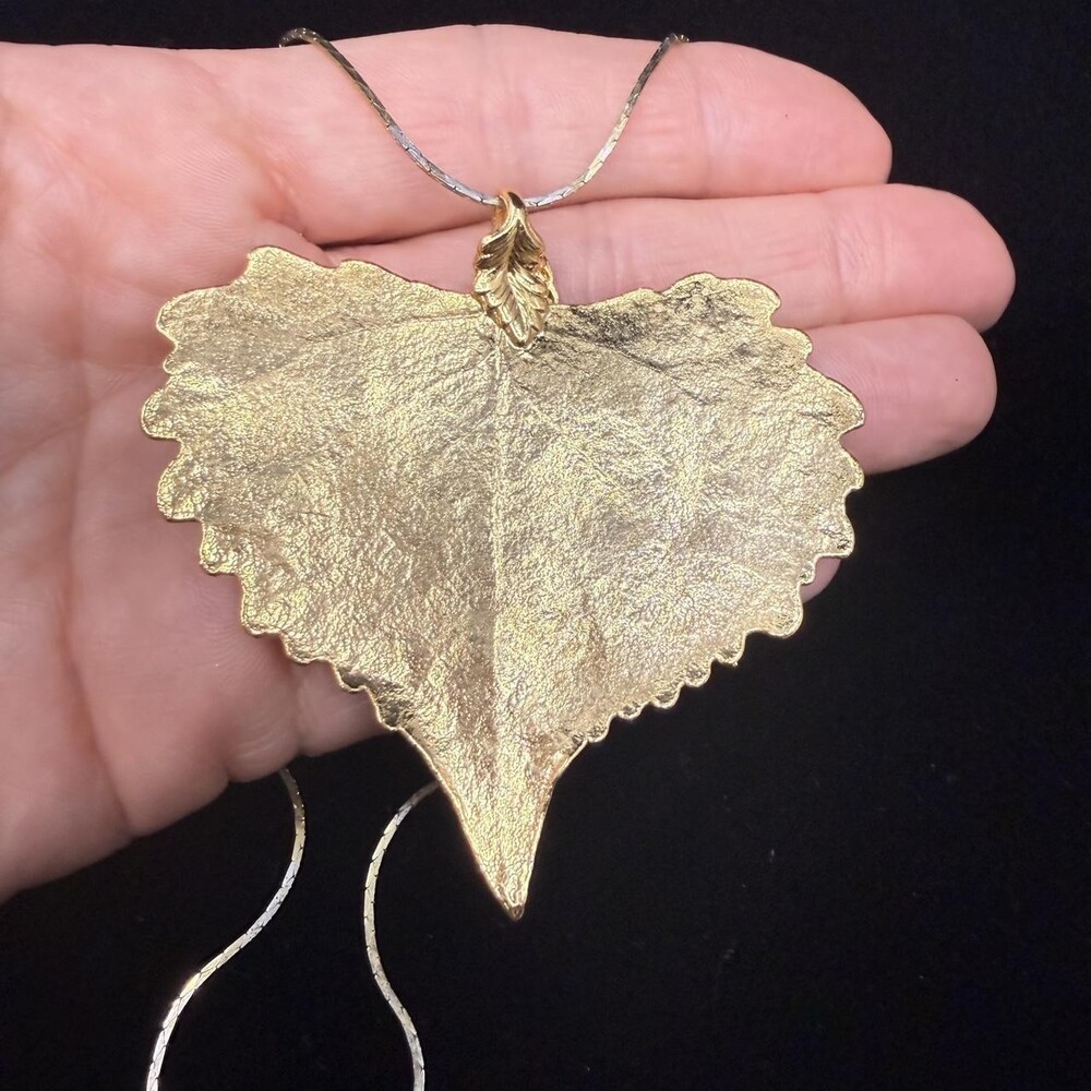 Gorgeous Gold Dipped Leaf Pendant With 18" Chain Necklace Boho Chic Festival